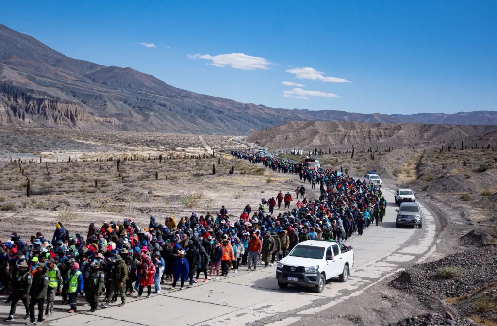 Vialidad refuerza el mantenimiento de rutas antes de la llegada masiva de peregrinos del&nbsp;Milagro