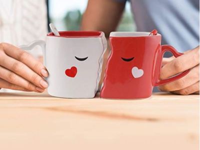 Sin chamuyo ni misterio: el 52% de los argentinos abandona la monogamia, pide claridad y crece el “clear&nbsp;coding”