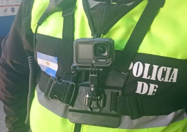 Incorporan bodycams a la policía de Tránsito municipal: «Todos los operativos quedarán registrados”