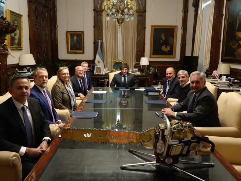 Tras la derrota electoral bonaerense, Javier Milei recibió al presidente del&nbsp;BID