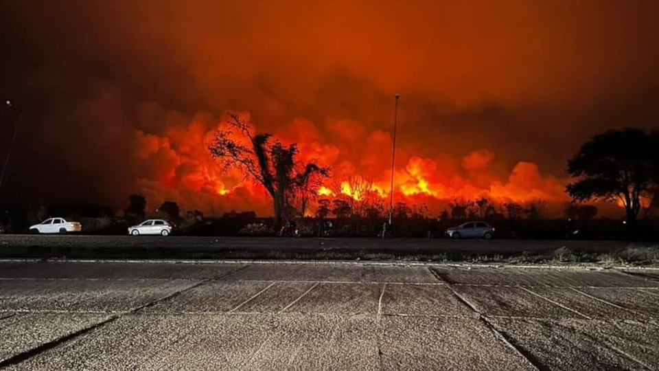 Incendios en el sur de Chile: al menos 16 muertos y más de 50 mil evacuados