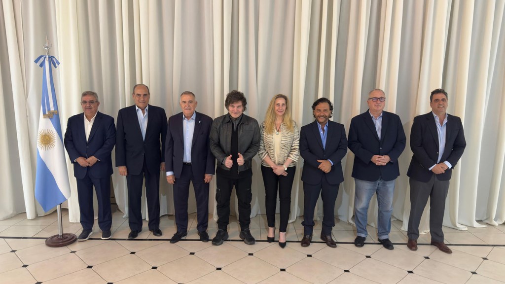 “Aún no está cerrada la lista”: quienes asistirán a la reunión de Javier Milei con los gobernadores en Casa&nbsp;Rosada