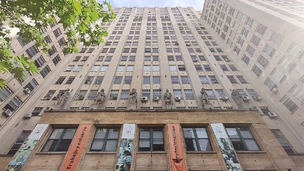 Militantes kirchneristas usaron una facultad de la UBA para una fiesta con drogas y alcohol