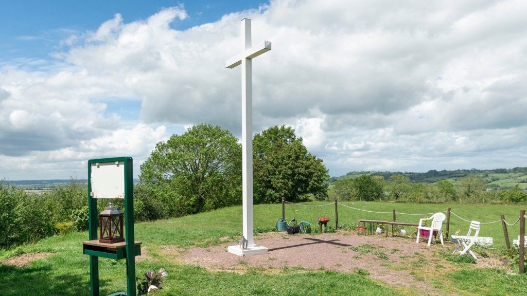 «Las supuestas apariciones de Dozulé no son&nbsp;sobrenaturales»