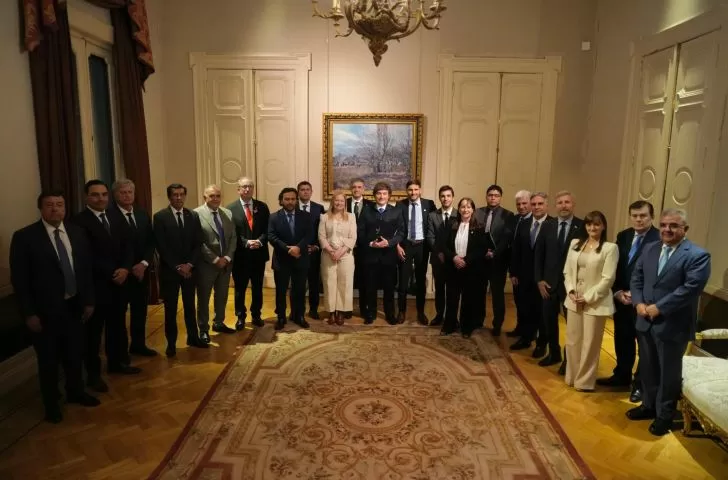 Santilli activa reuniones con gobernadores por las cajas jubilatorias antes de negociar la reforma política