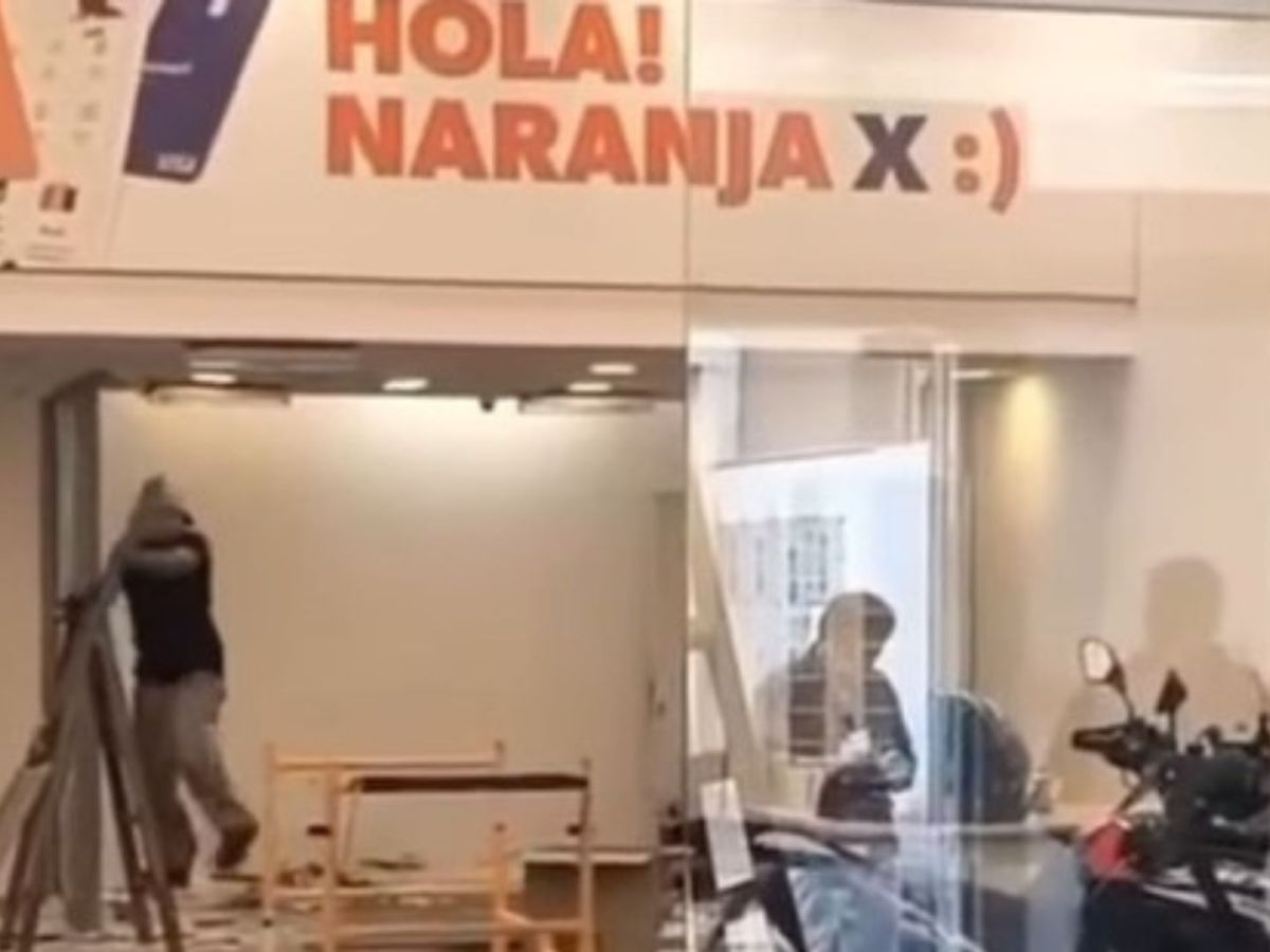 Naranja X cierra sucursales, activa despidos y profundiza su apuesta por la atención&nbsp;virtual