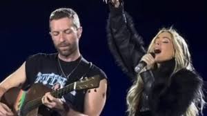 Chris Martin de Coldplay sorprendió en vivo al aparecer junto a Tini Stoessel en&nbsp;Tecnópolis