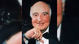 Era el banquero más poderoso y murió encerrado en su “panic room”: fuego, millones y un crimen sin&nbsp;resolver