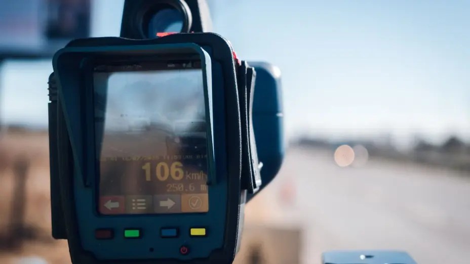 Cuál es el secreto para detectar los radares de velocidad y evitar severas&nbsp;multas