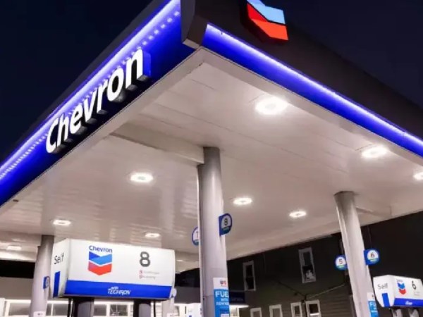 Histórico: el gigante Chevron se asocia con una petrolera local para vender combustibles en&nbsp;Argentina