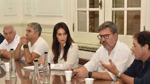 Empresarios turísticos, cautos tras la reunión con la ministra&nbsp;Arancibia