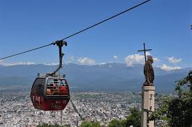 Día de Reyes: largas filas para subir gratis al Teleférico