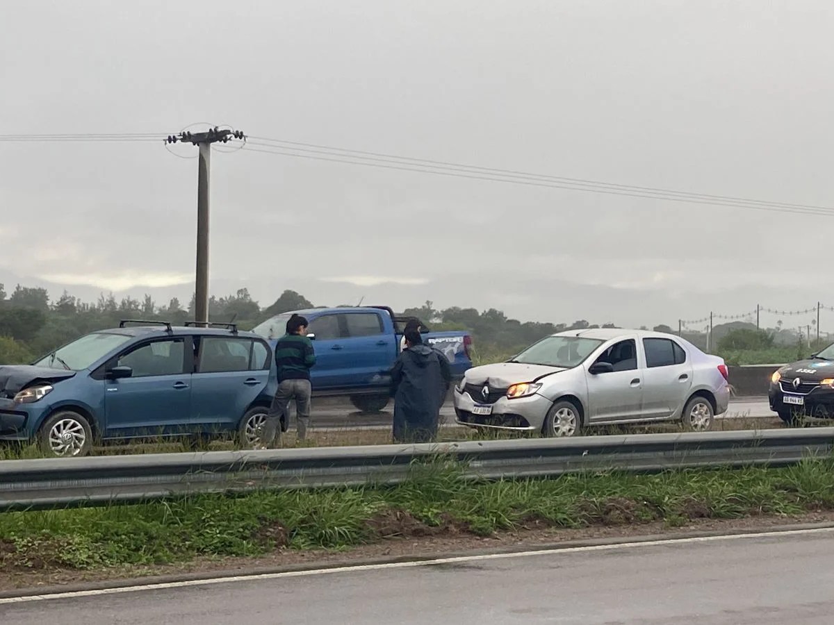 Múltiples choques en Circunvalación Oeste: un auto se dio a la&nbsp;fuga