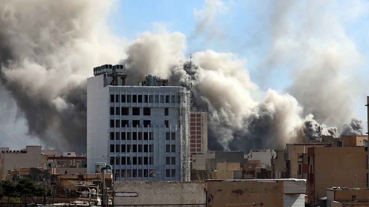 Irán atacó la embajada de EE.UU. en Arabia Saudita y Trump ordenó evacuaciones en Medio&nbsp;Oriente