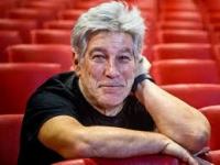 «Por el pelo debe ser»: Pachu Peña hizo estallar de risa a Juana Viale cuando contó con quién lo&nbsp;confunden