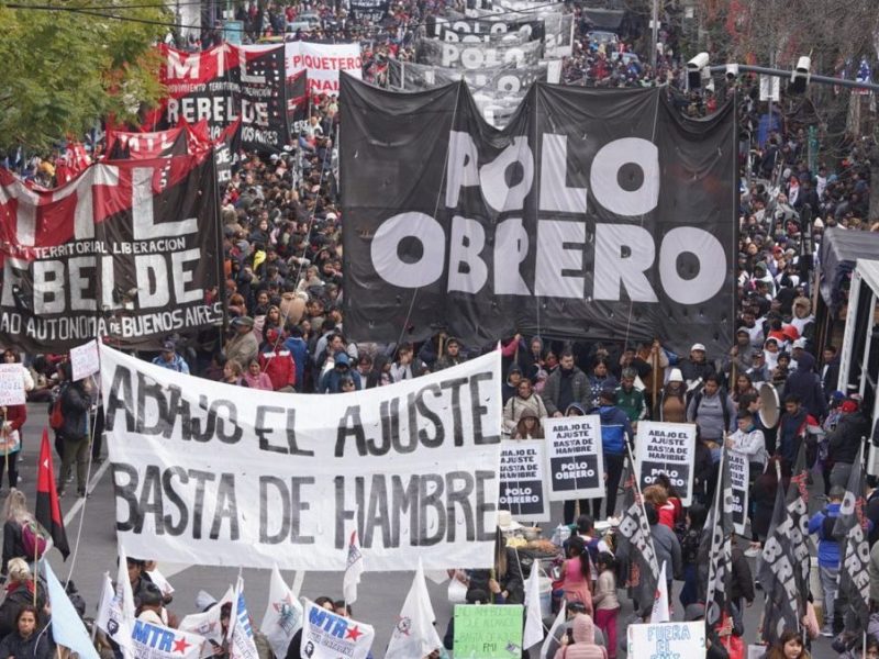 El Gobierno eliminará 900 mil planes sociales: los cambiará por vouchers de&nbsp;capacitación