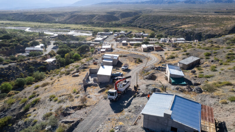 Ampliamos las conexiones eléctricas en Cachi mediante el programa Energía Que Incluye