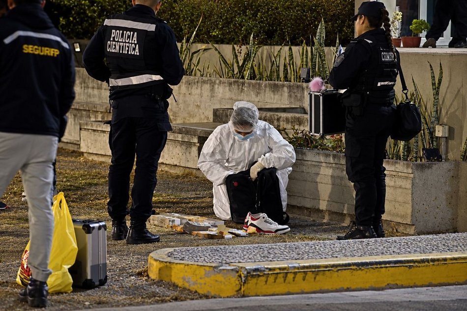 Millonario robo en un barrio privado de Salta: delincuentes se llevaron dólares y pesos
